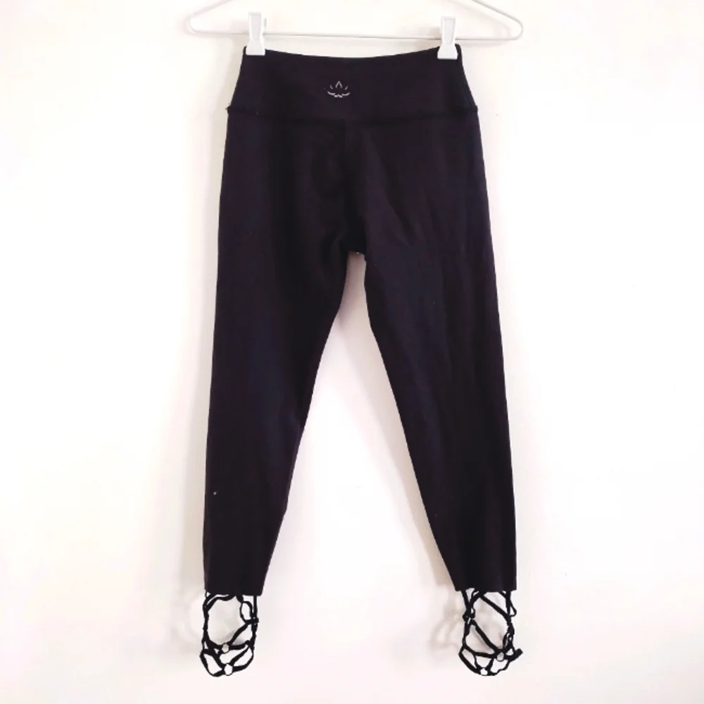 RARE Beyond Yoga x Equinox Black Strappy Ankle Leggings